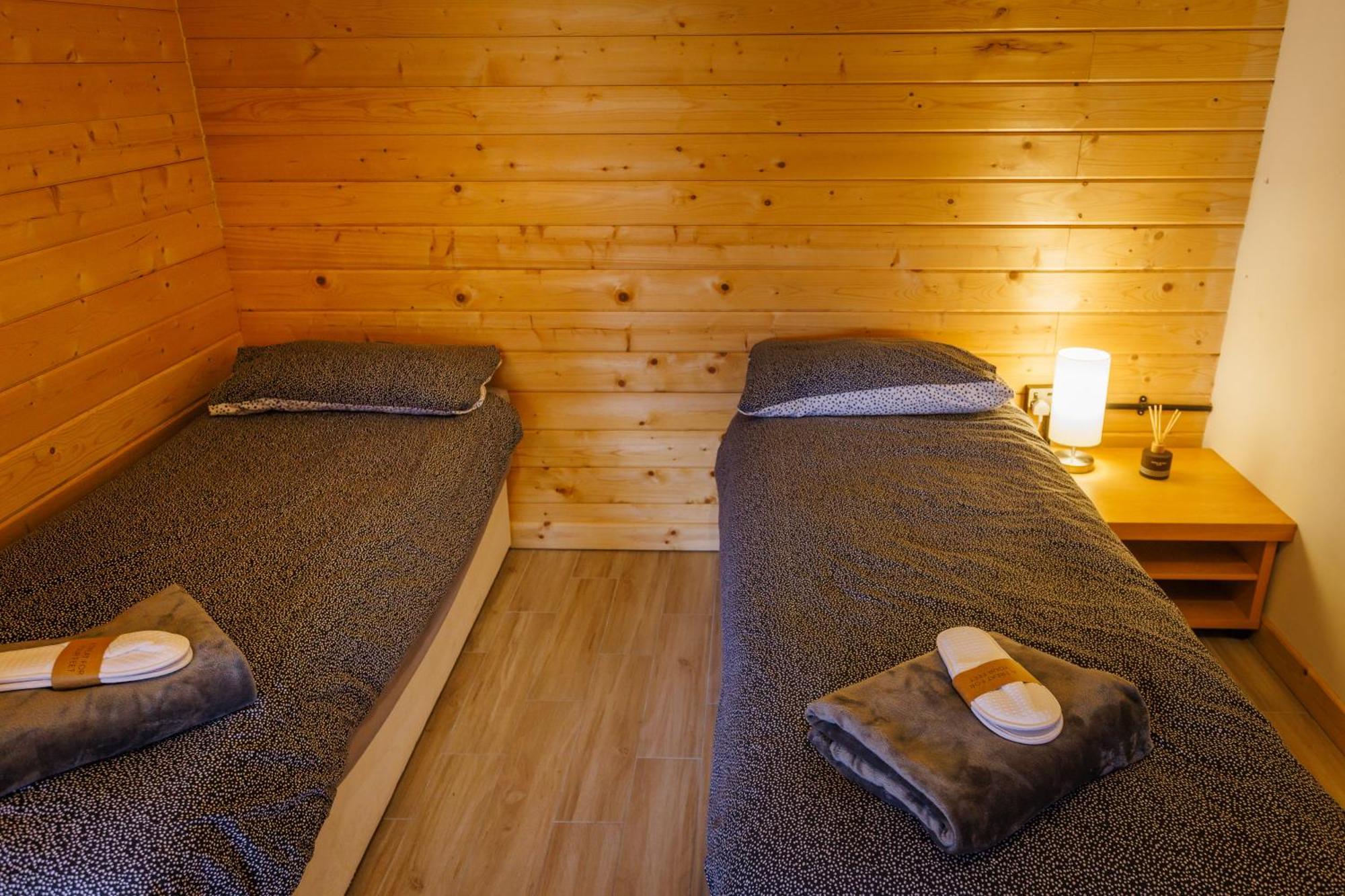 Spacious Cabin Evcharger And Free Parking Near Cambridge Εξωτερικό φωτογραφία