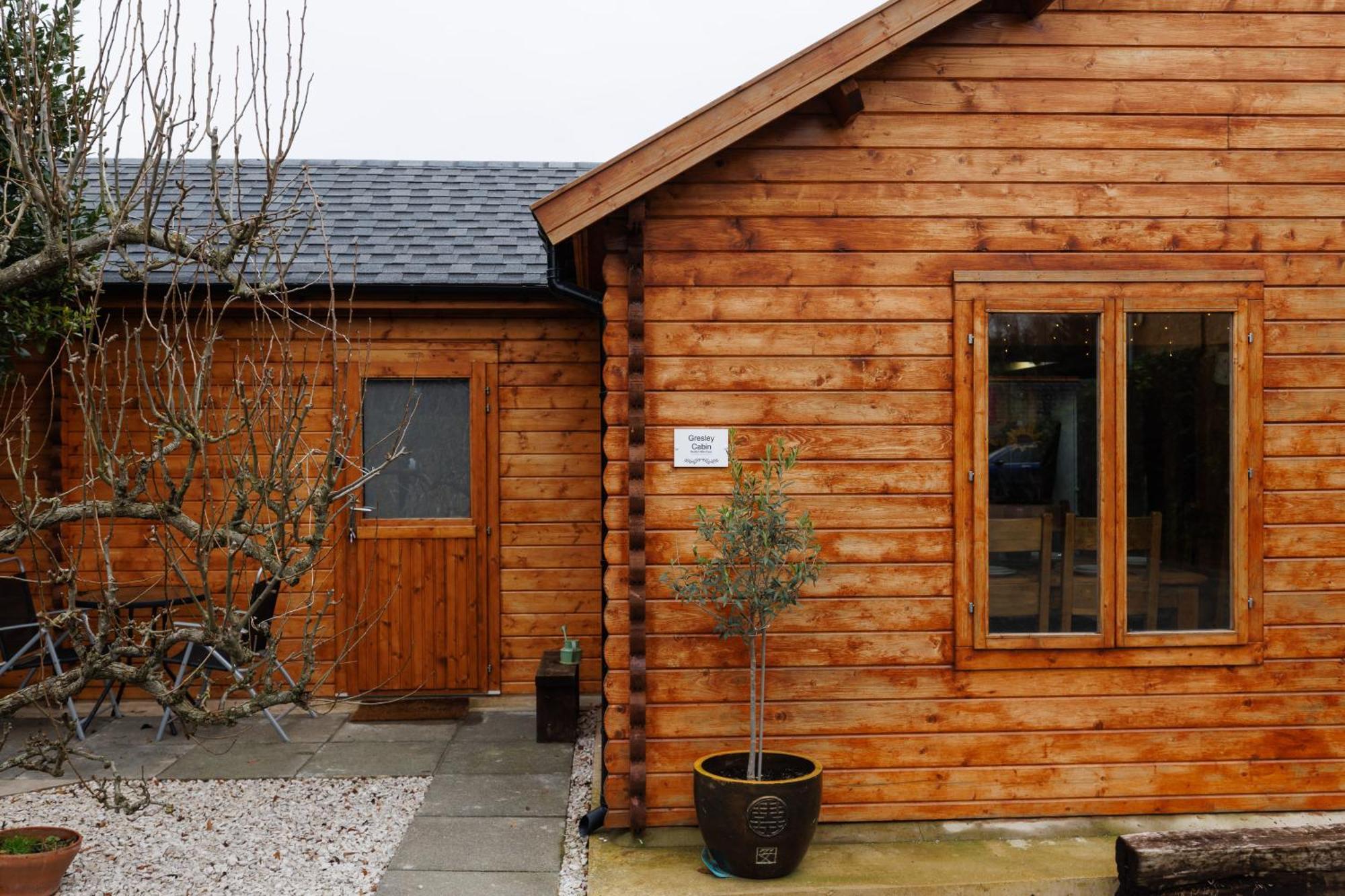 Spacious Cabin Evcharger And Free Parking Near Cambridge Εξωτερικό φωτογραφία