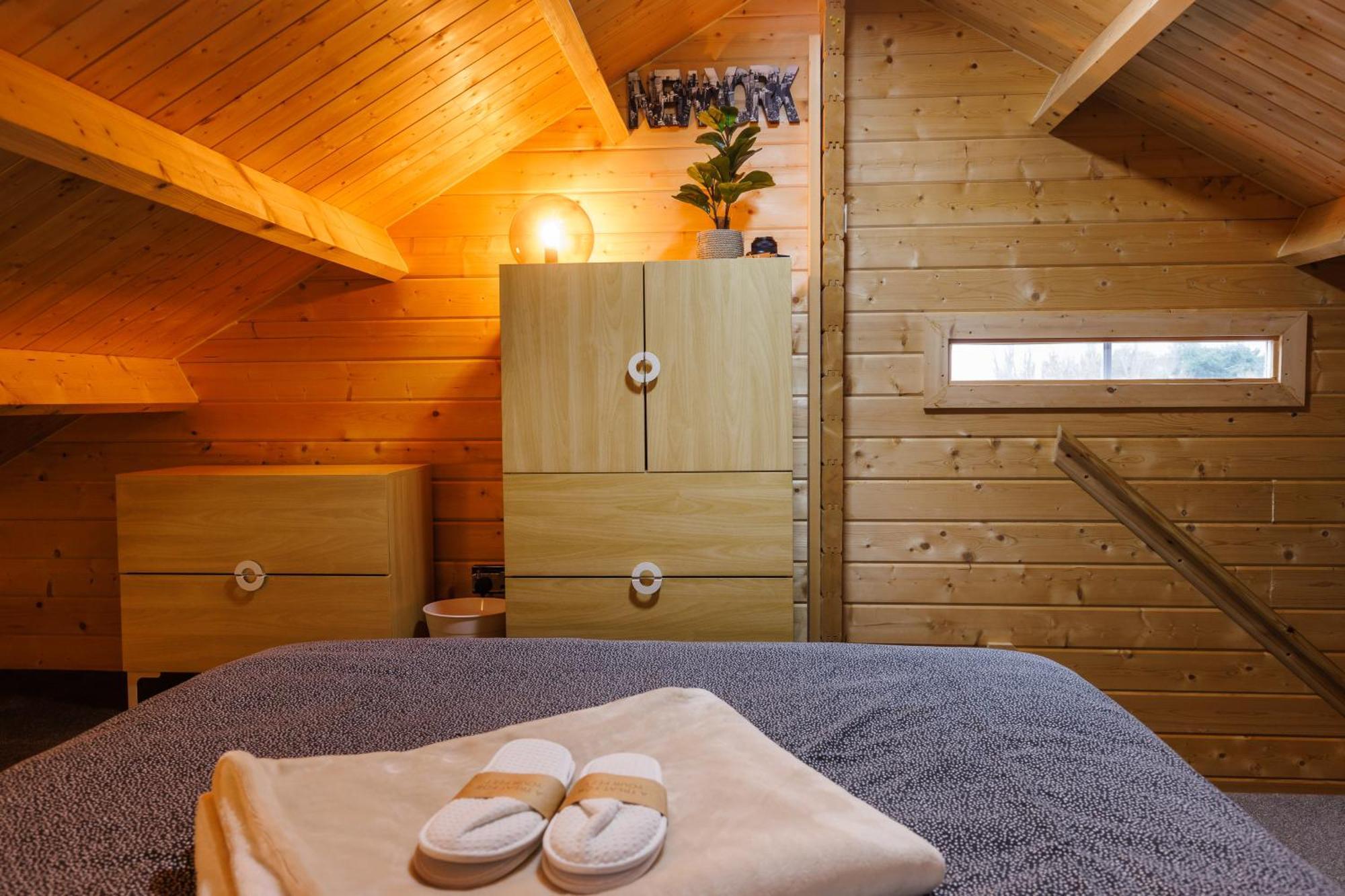 Spacious Cabin Evcharger And Free Parking Near Cambridge Εξωτερικό φωτογραφία